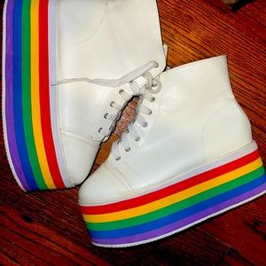 🏳️‍🌈 PRIDE platforms 🏳️‍🌈 Wmns 8🏳️‍🌈